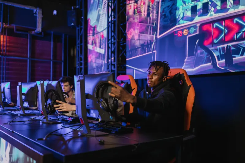 Hidden in Plain Stream: How Vietnamese Content Creators Are Building Empires on Games You've Never Heard Of